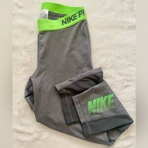 Nike Pro Women’s Mid-Rise Crop Mesh Panel Leggings